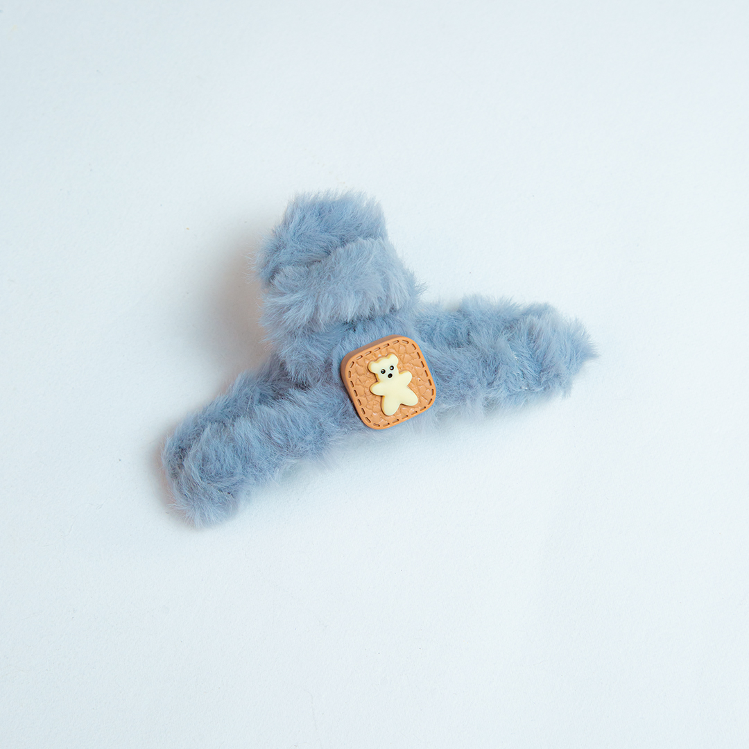 Bear Fluffy Hair Clip [D- 922]
