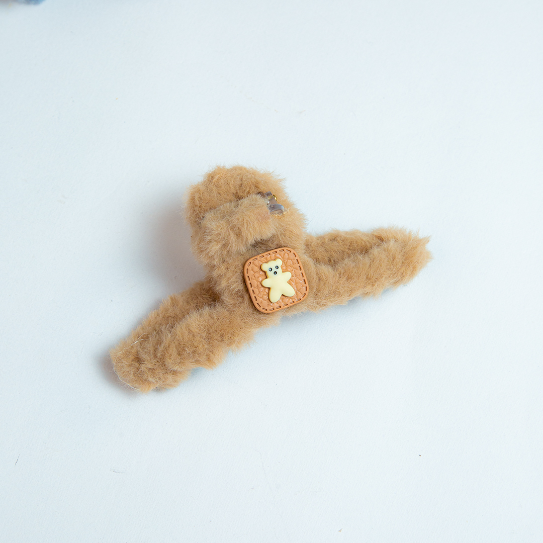 Bear Fluffy Hair Clip [D- 922]