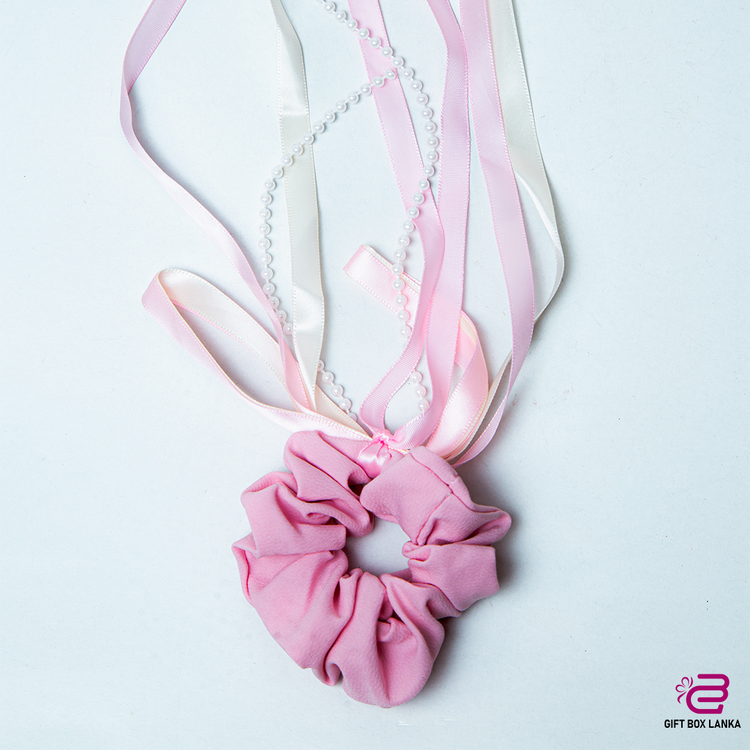 Cute Pearl Ribbon Design Scrunchy (D- 1278)