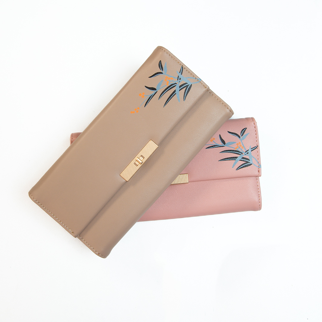 Fashionable Women Wallet (D- 1143)