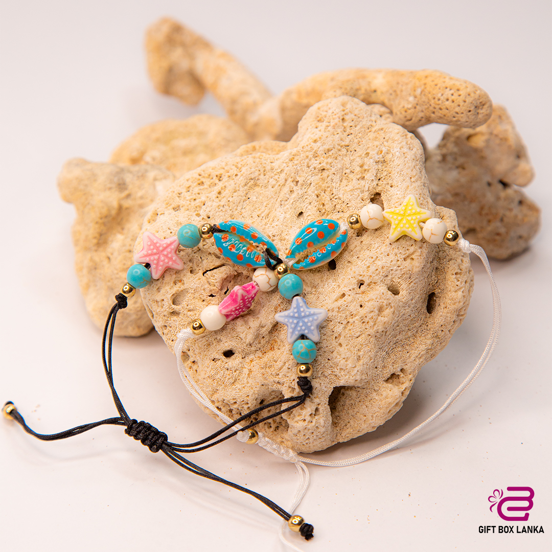 Sea Shell Star Bead Bracelet  (D- 1063)