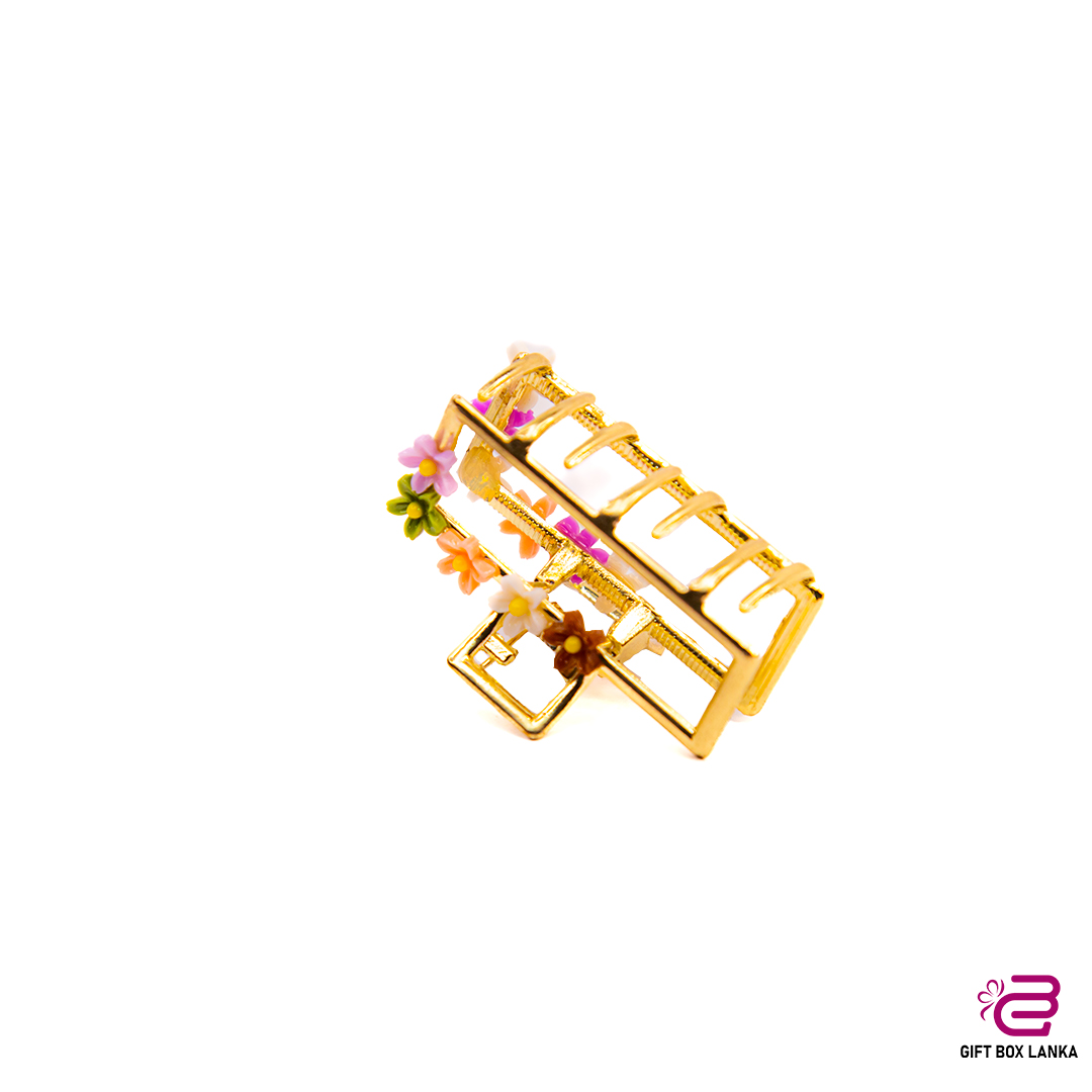 Flower Design Gold Hair Clip -M04