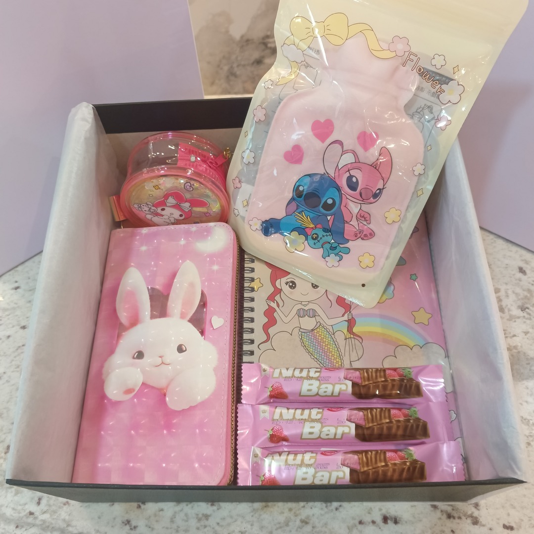 Cute Girl Gift Box (D-104)
