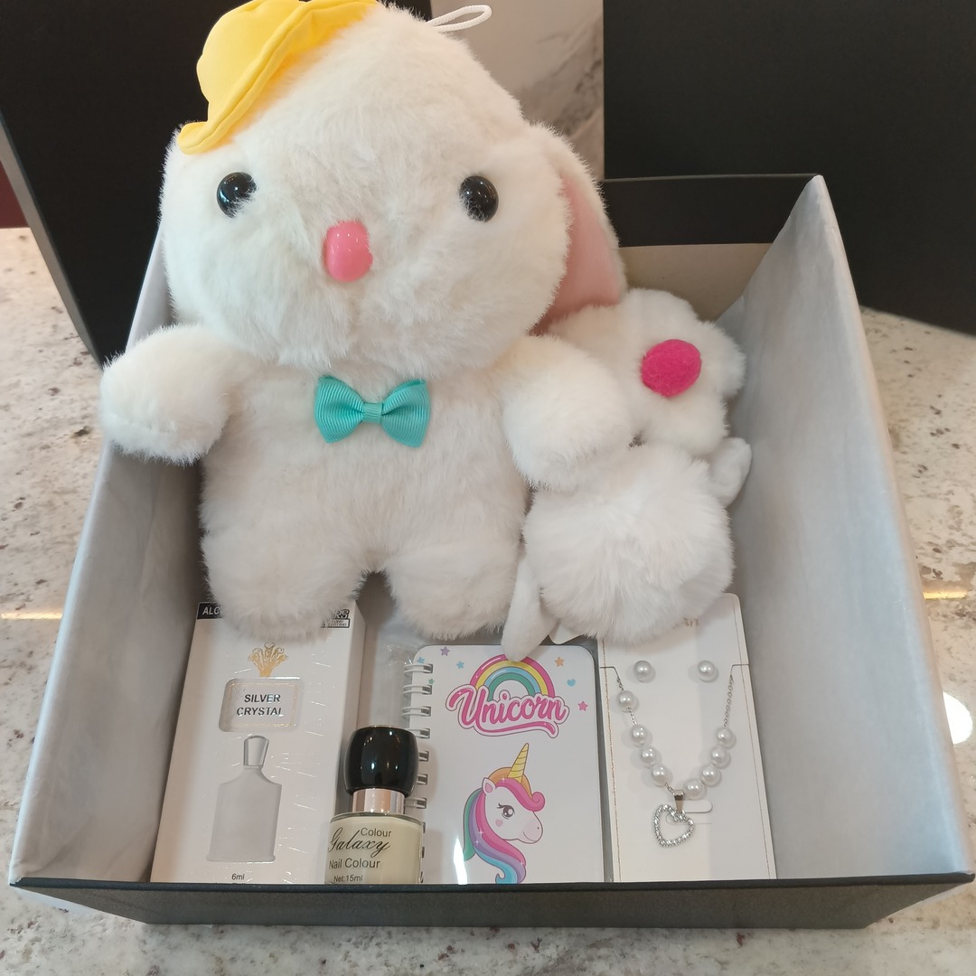 Happy Vibes Gift Box (D-110)